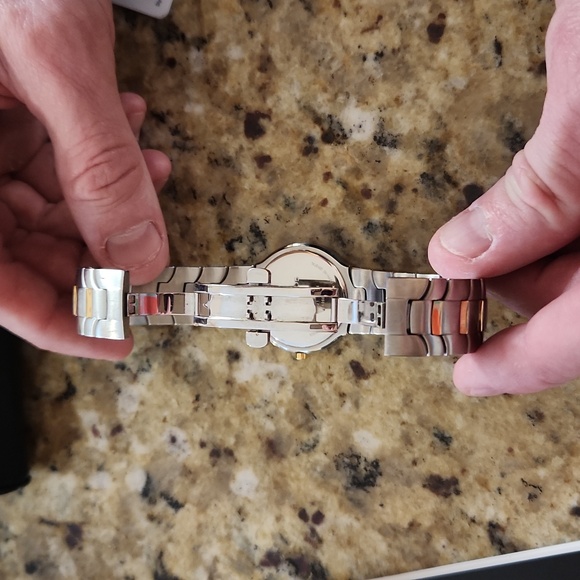 Men's Movado Wristwatch - Picture 10 of 14